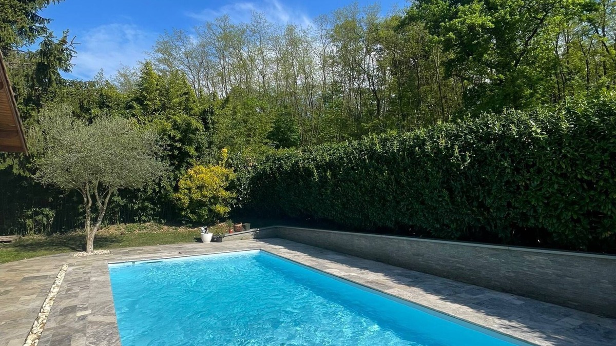 Vienne Villa | Villa with swimming pool - 3 bedrooms - sleeps 6