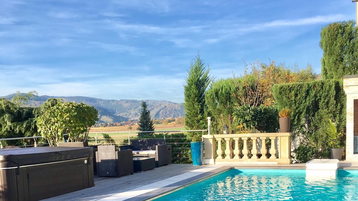 Walbach Villa | Villa with views and pool.