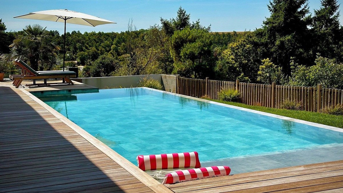 Montamise Villa | Villa YUKA with infinity pool, countryside view - EVJF - 10min Futuroscope