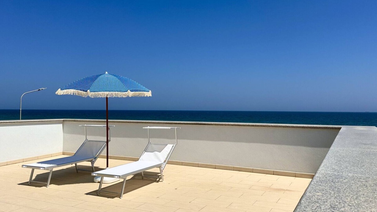 Montemarciano Villa | Villa Zante - Enchanting seafront villa