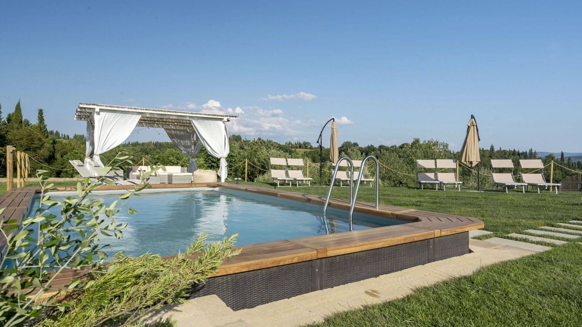 Sorrezzana Villa | Villa Zara, exclusive villa with private pool in Tuscany