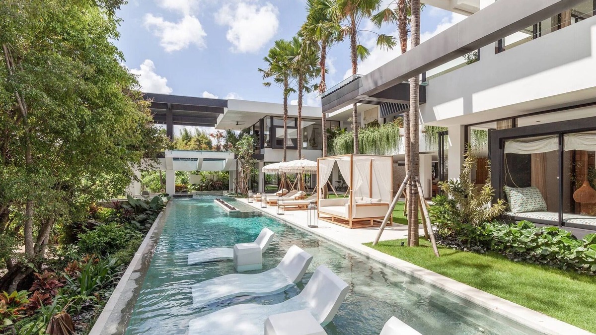 Babakan Villa | VILLA ZENO ARETE
