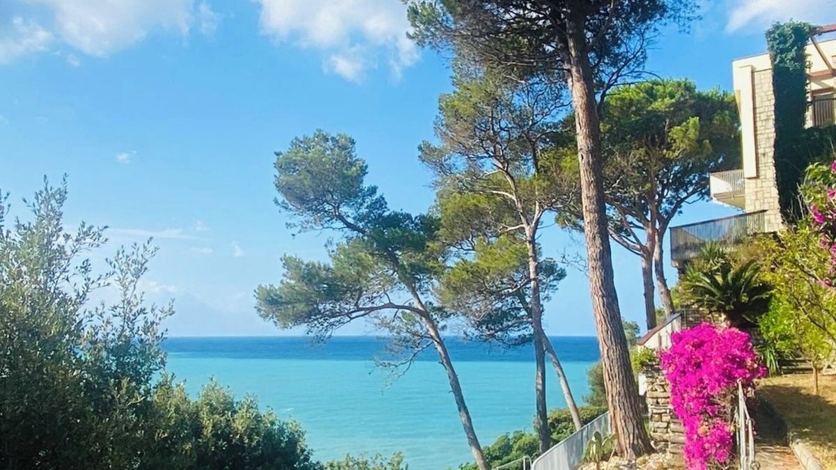 Zoagli Villa | Villa Zoagli private access to the sea: Your Paradise on the Shore