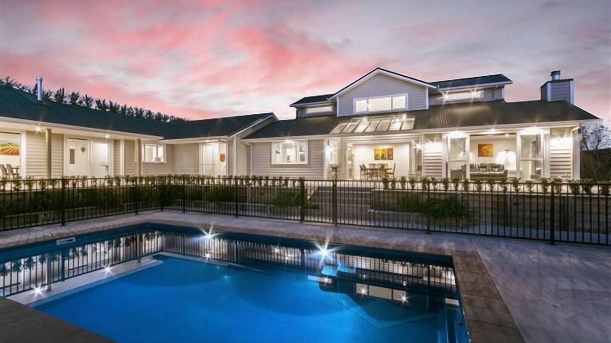 Aongatete Bed & Breakfast | Villa93 Luxury Lodge