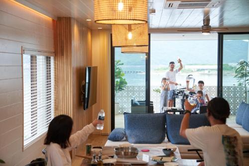 Fukura Villa | Villacation the Loose