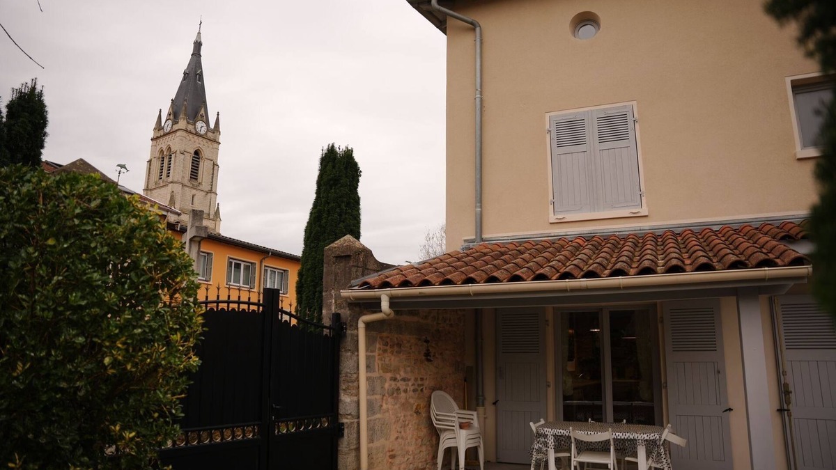 Chasselay House | Village Center Family Home with Private Garden - 30 min. from Lyon!