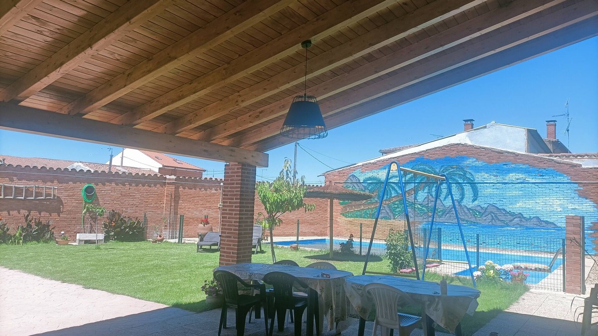 Babilafuente House | Village house for 8 people