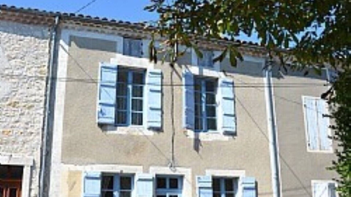 Beauville House | Village House with garden and private pool in a charming Bastide Village