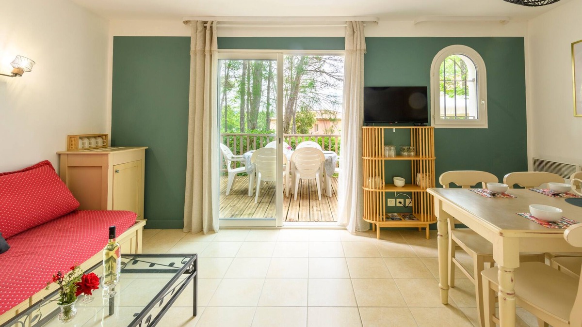 Rouret House | Village Le Rouret - maison avec piscines partagées