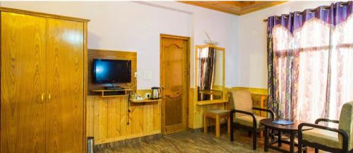 Chail Hotel | Village Live In Resort, Chail