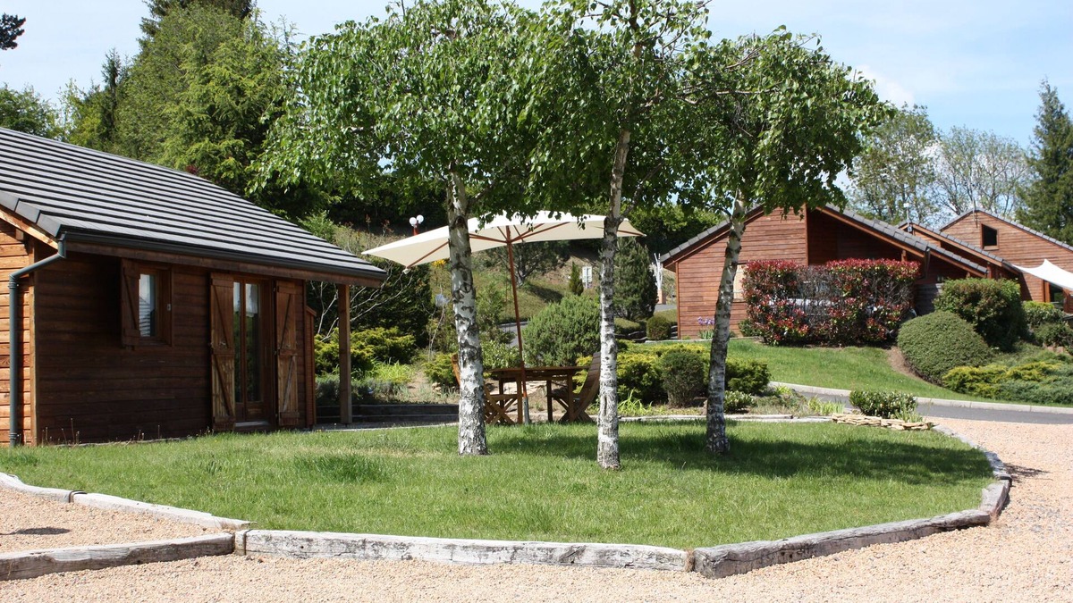 Aydat Ski Chalet | village of 14 cottages in comfortable chalets