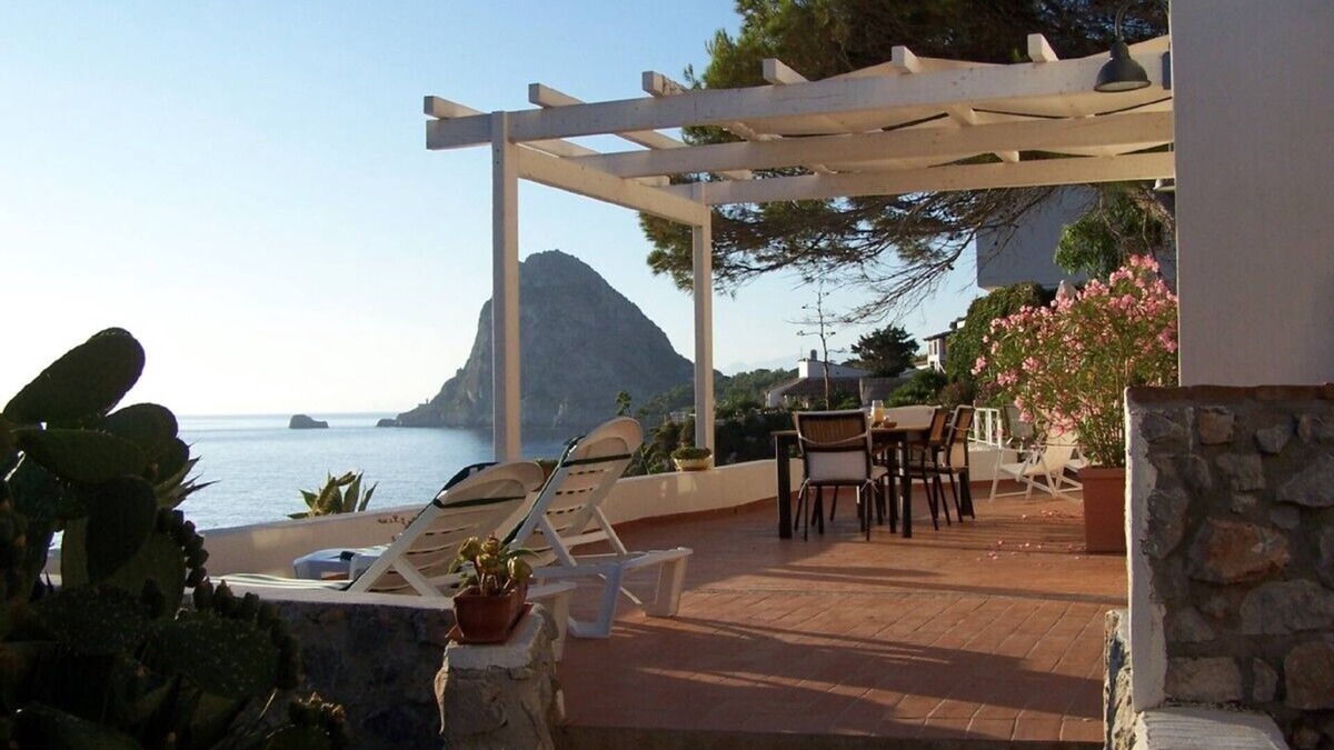 Bagheria Villa | Villalauramarie-amazing seaview retreat with garden-80 reviews-25Km from Palermo