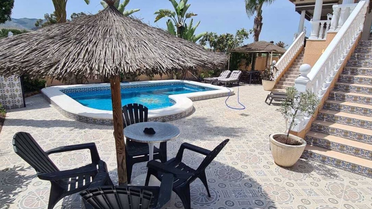 Benferri Villa | villaparadise