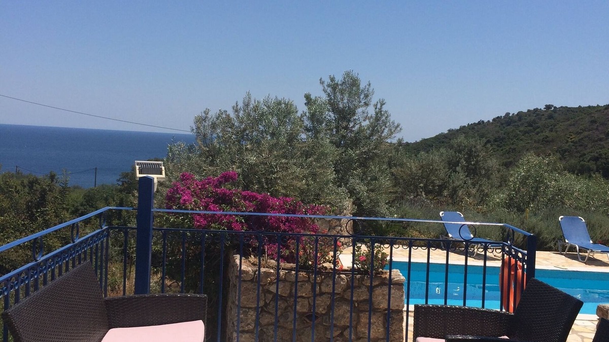 Livadi House | Villas Lidia - Fengari
