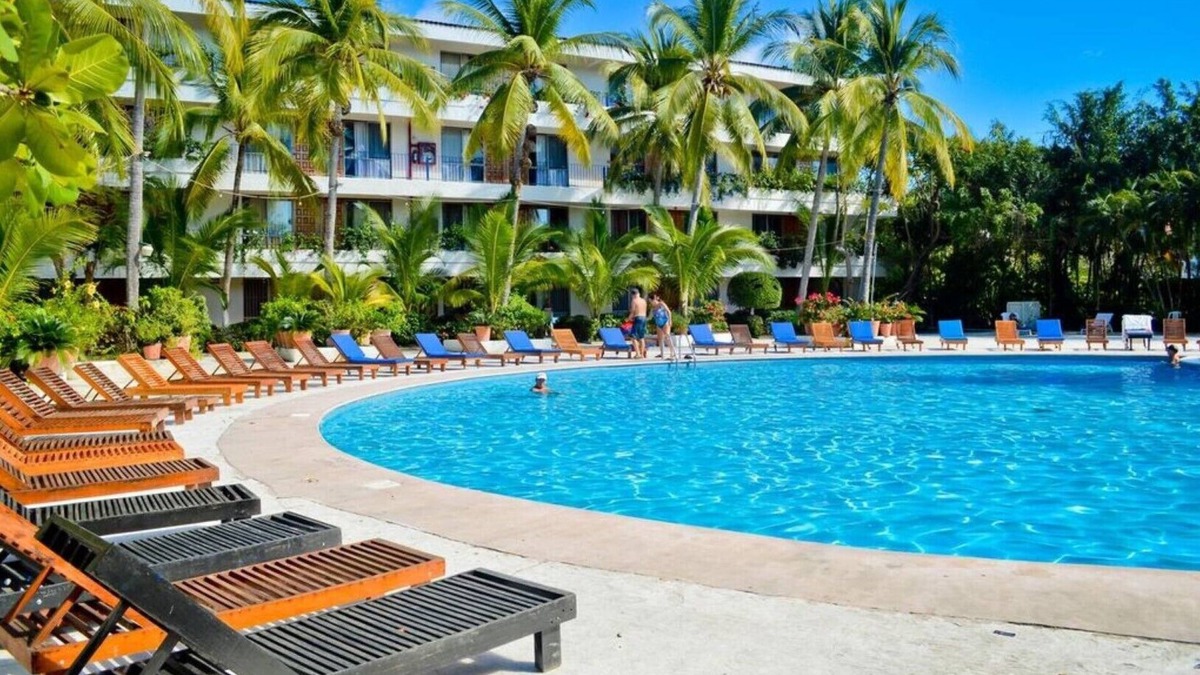 Ixtapa Hotel | Villas Paraiso Hotel/Room 15