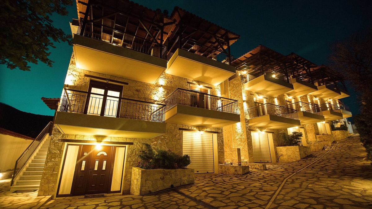 Taxiarkhis Villa | VillasLirtzis