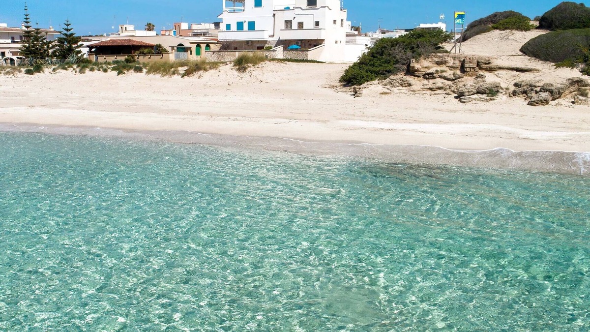 San Pietro in Bevagna Apartment | Villetta Playa De Mar by BarbarHouse