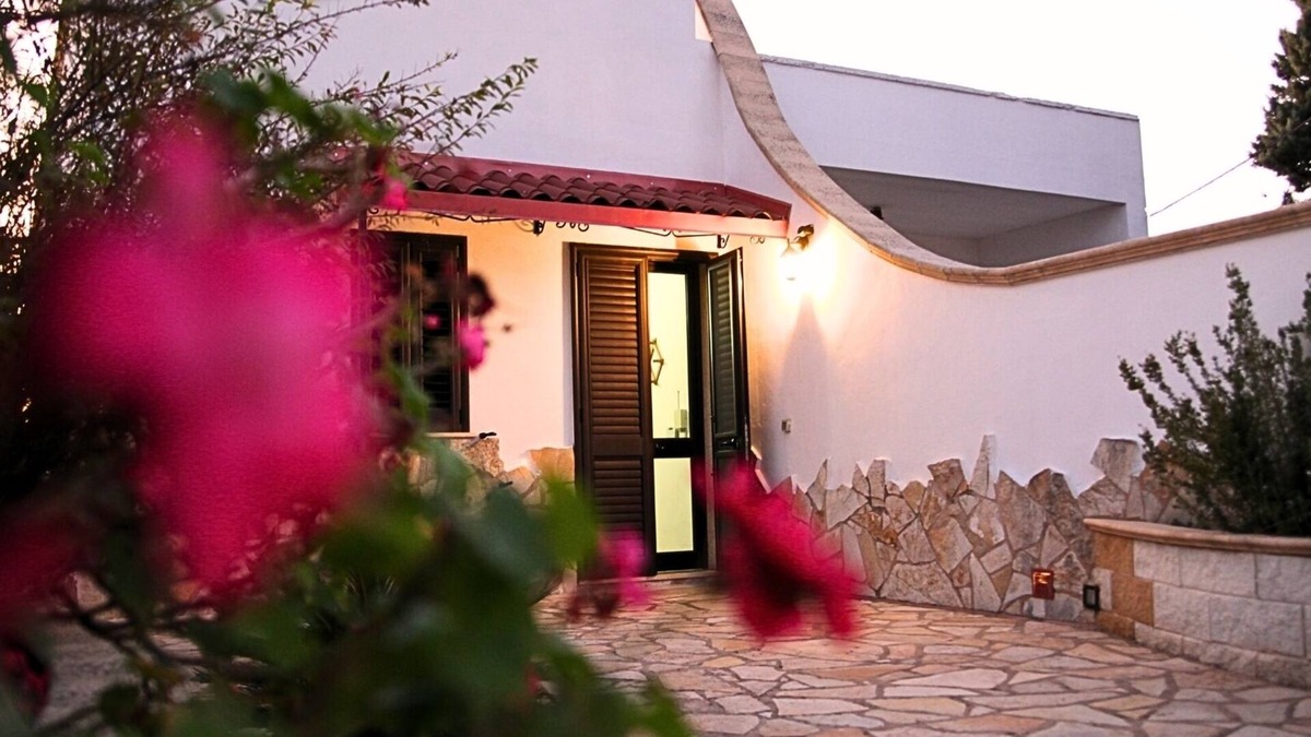 Melendugno House | Villetta Lucia | Holiday Home in SalentoNature and Relaxation a stone's throw from the sea
