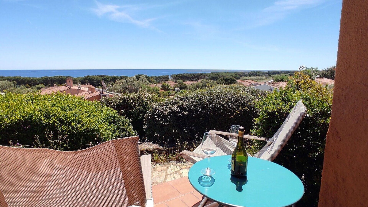 Baia Sant'Anna Villa | Villetta Oasi Belvedere, Budoni, Wifi, Ac