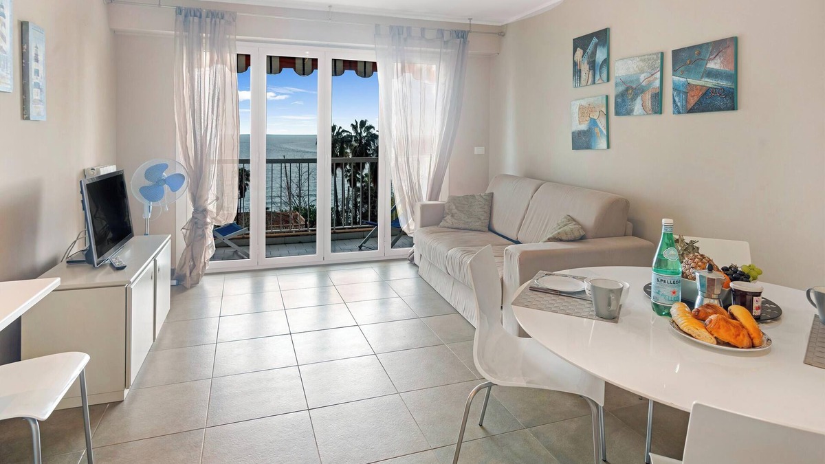 Gorbio Apartment | Vina del Mare, Menton, France