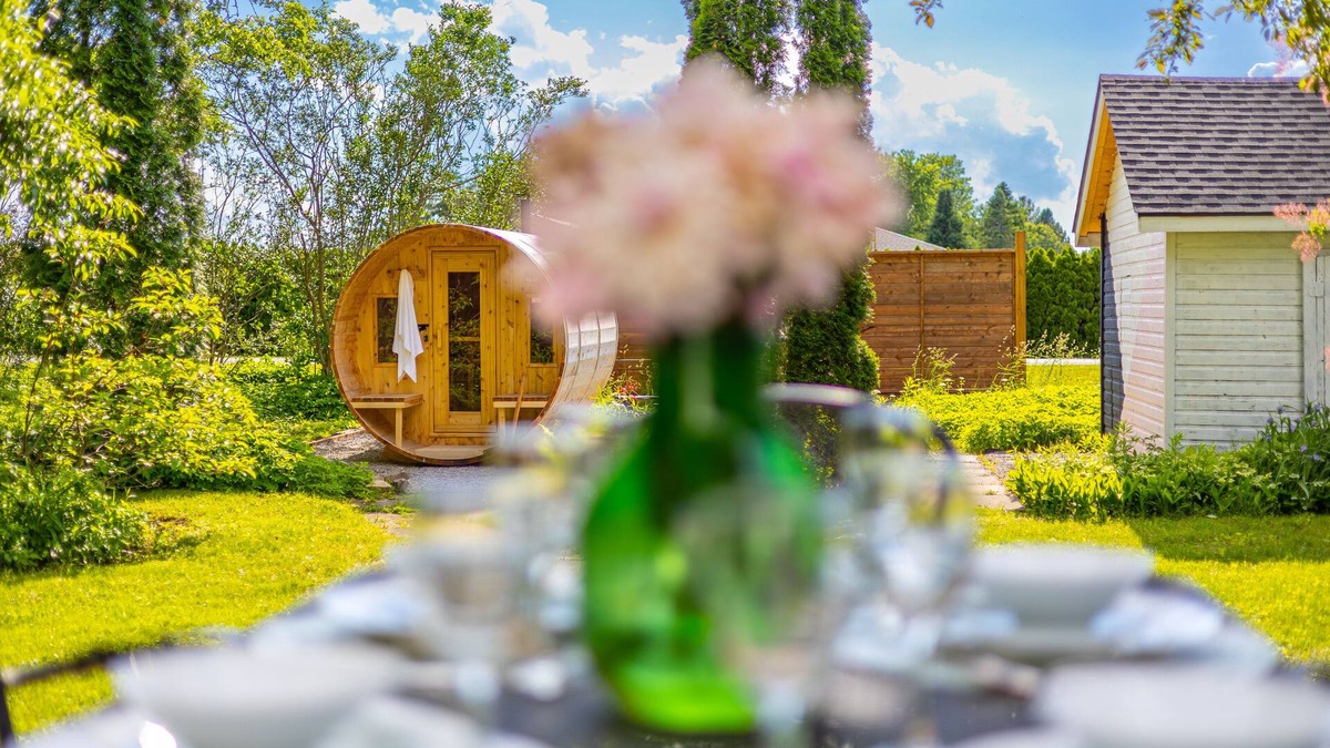 Niagara-on-the-Lake House | Vineyard Views Niagara ☆ Stunning Brand New 2 Bedroom Home w/Sauna