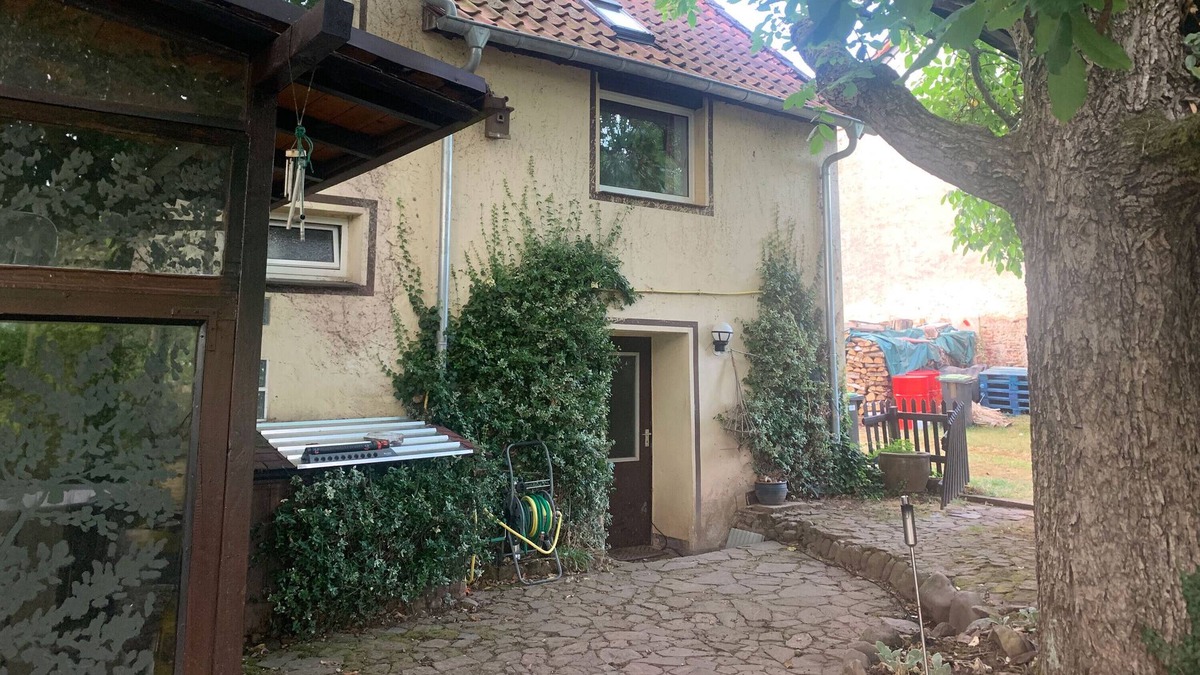 Wadern Apartment | Vintage Apartment 'Hase' with Shared Garden, Shared Terrace & Wi-Fi