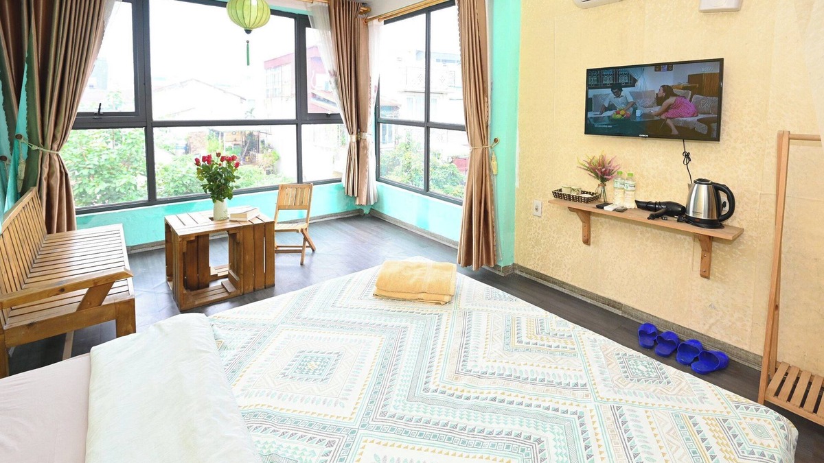Hang Buom House | Vintage/Central Hanoi/3 mins walking to Hoan kiem Lake/city view/Sunnyhomestay