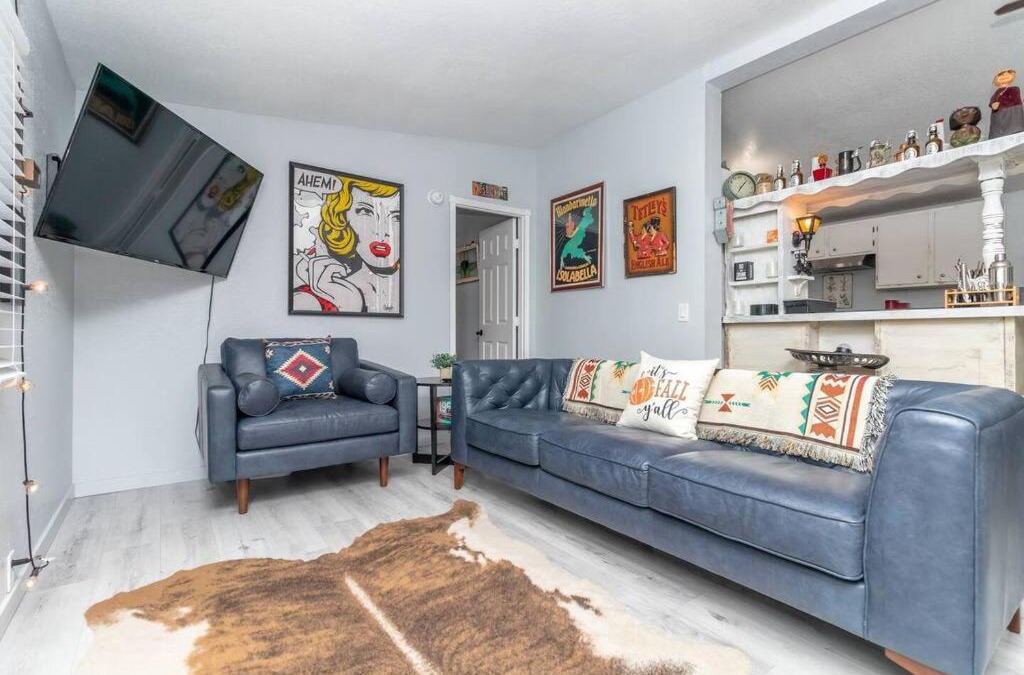 Rio Linda House | Vintage Eclectic Home Near Sacramento Airport