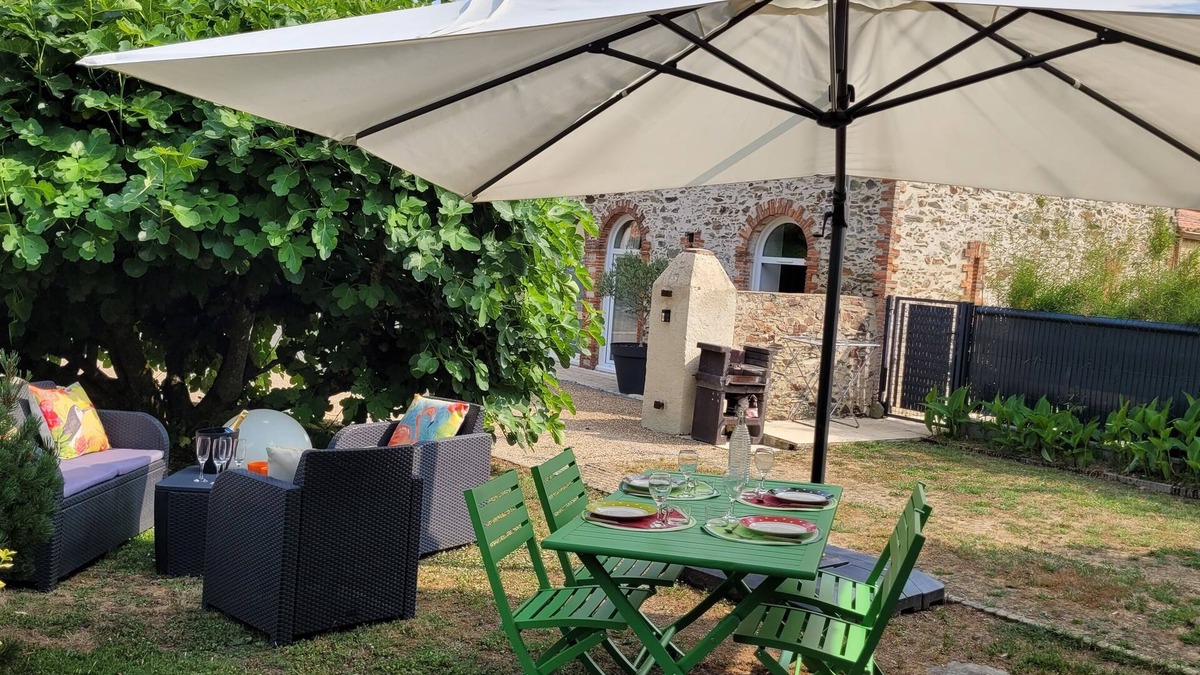 Saint-Aignan-Grandlieu House | Vintage at the gates of Nantes airport access
