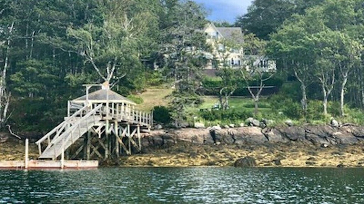East Boothbay House | Vintage Victorian Oceanfront with Deep Water Dock and Pool