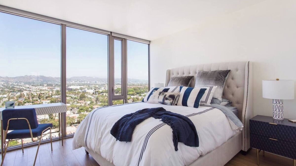 Beverly Hills Apartment | Visit LA in Ultra Luxury with Breathtaking Views