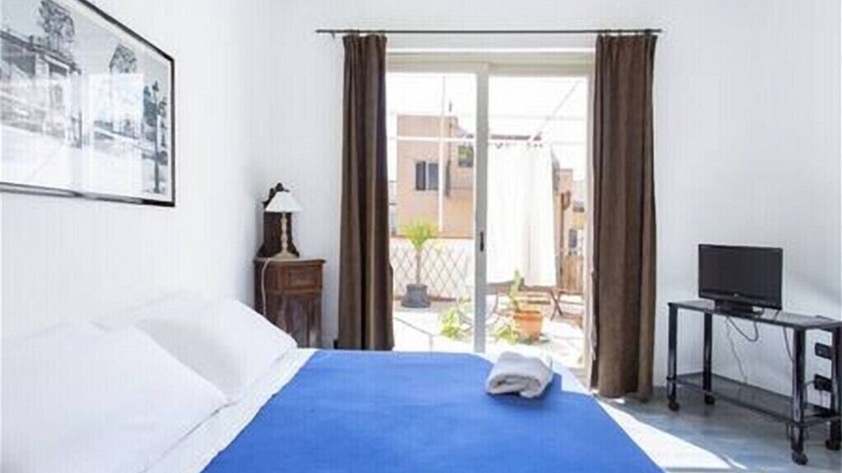 Sferracavallo Apartment | Visit Sicilian treasures sleeping in our apartment near to the sea