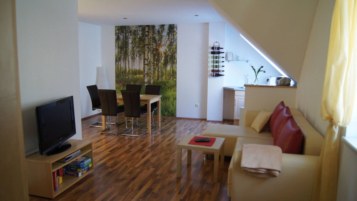 Loipersdorf bei Fuerstenfeld Apartment | VISITING THE WINZER in the thermal spa and wine region