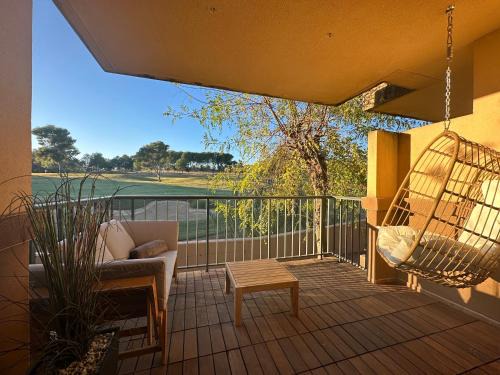 Chiva Apartment | Vista Golf