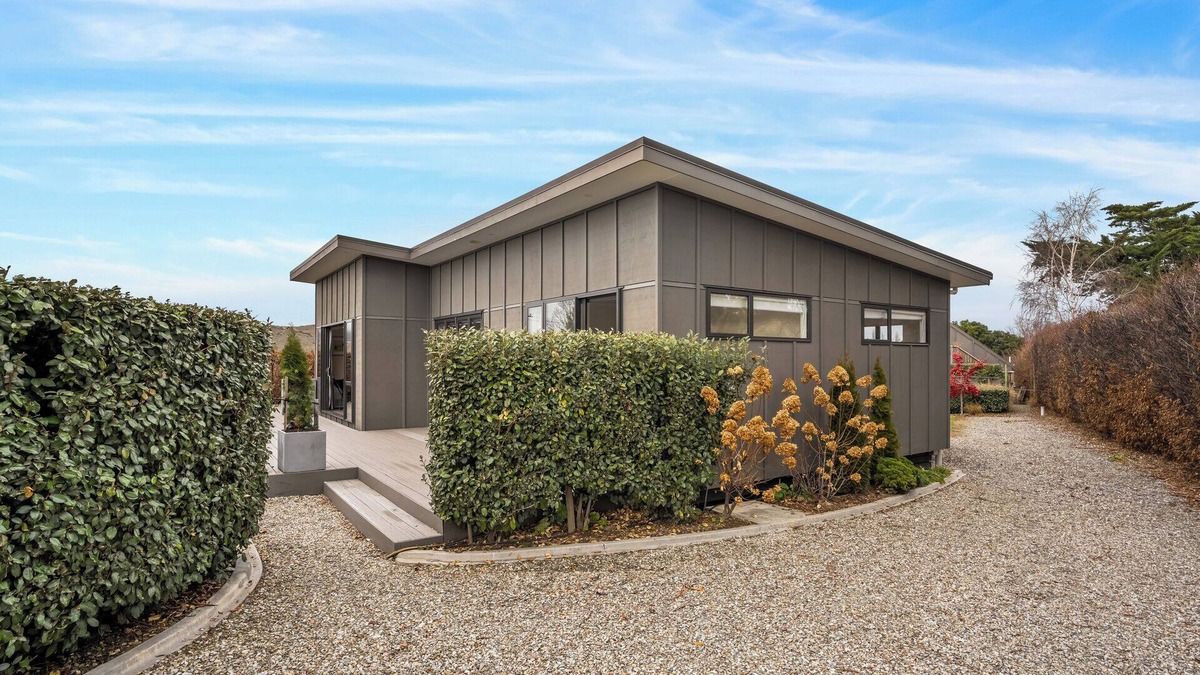 Bannockburn House | Vista Haven - Bannockburn Holiday Home