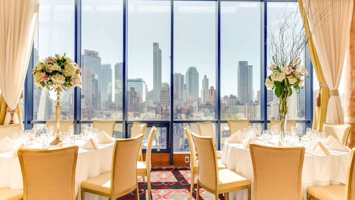 Queens Hotel | Vista LIC Hotel, BW Premier Collection