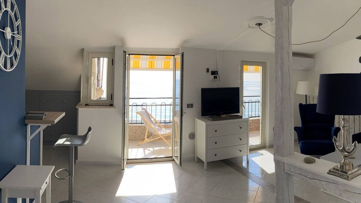 Marina di Fuscaldo Apartment | Vitola Sea Apartment