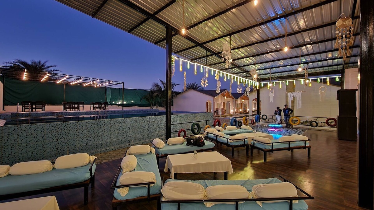 Daman Hotel | VITS Daman Devka Beach