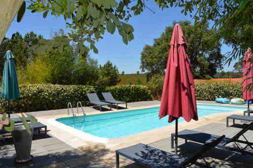 Coja House | Vivenda A Nossa Coroa