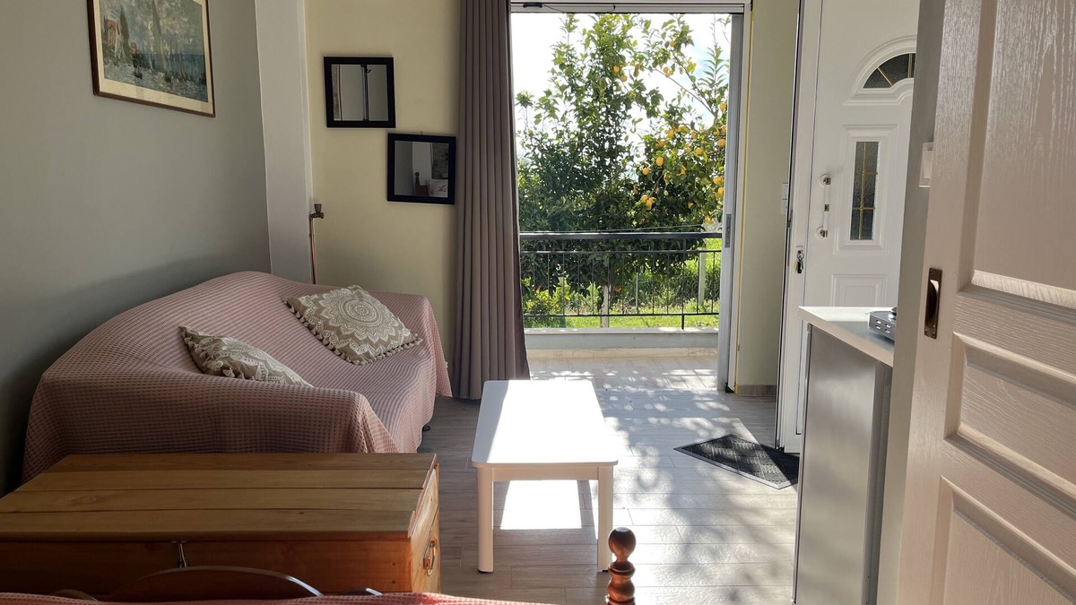 Preveza Apartment | Vivian Philoxenia Studio