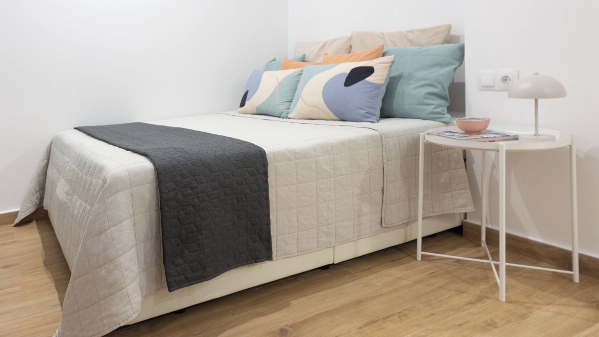 Montolivet Bed & Breakfast | VLC Host - Fray Pedro