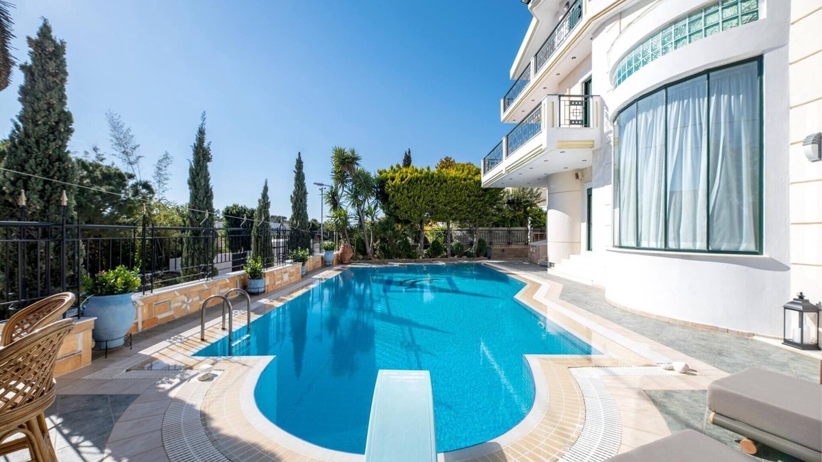 Vari-Voula-Vouliagmeni Villa | Vouliagmeni Athenian Riviera Villa