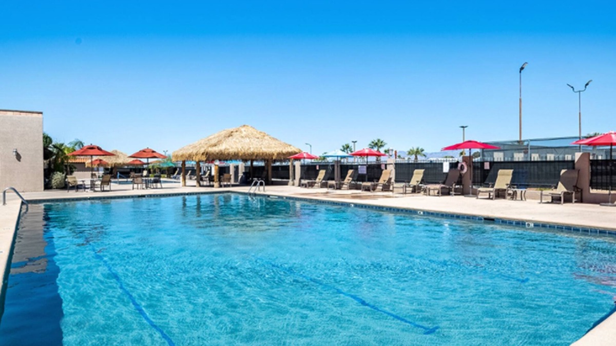 Tucson Hotel | Voyager Resort Inn