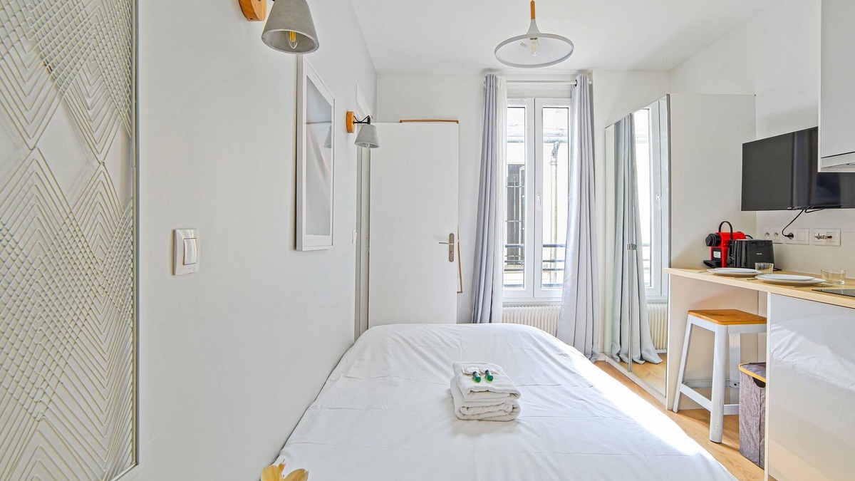 Crosne Apartment | Vrbo Property