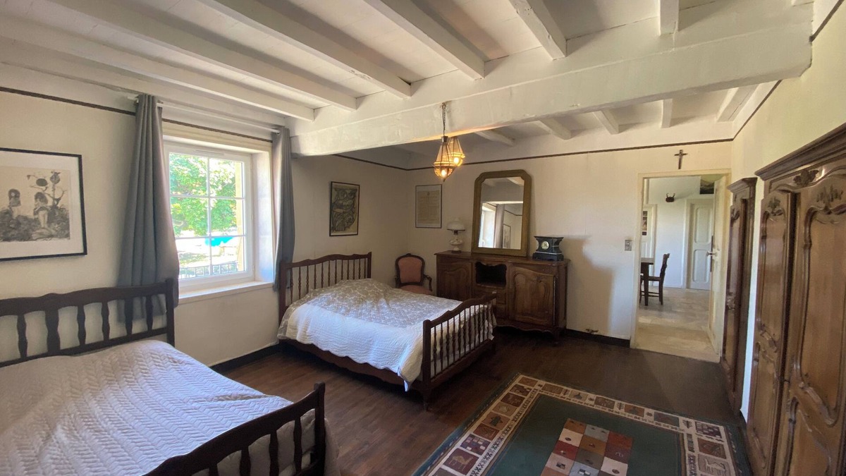 Le Poet-Celard House | Vrbo Property