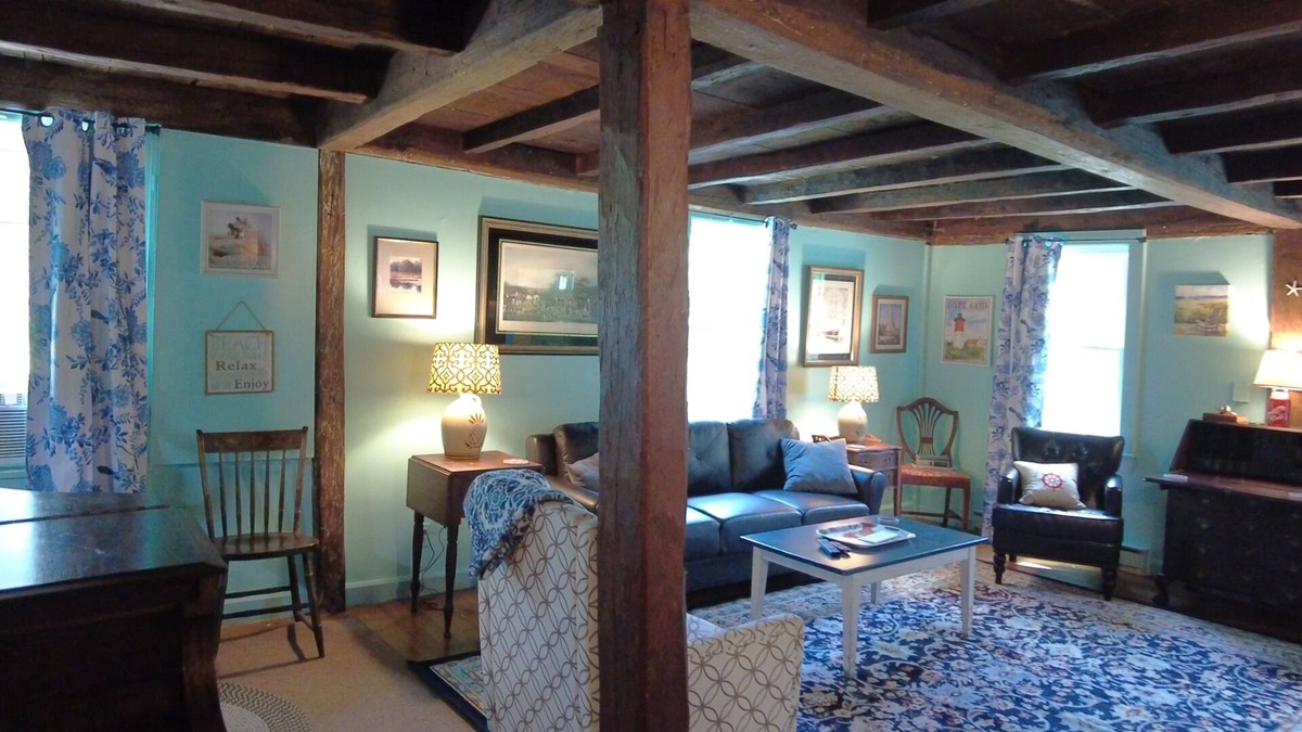 Sagamore Cottage | Vrbo Property