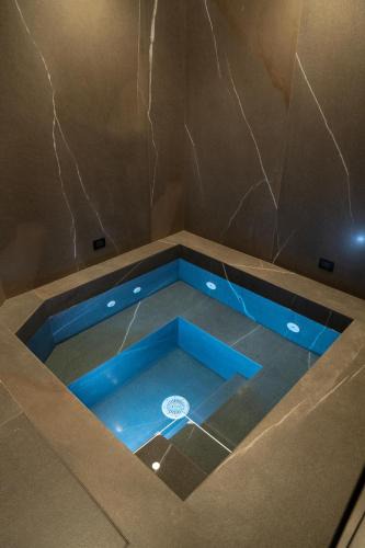 Bari City Centre House | VS LUXURY SUITE with SPA