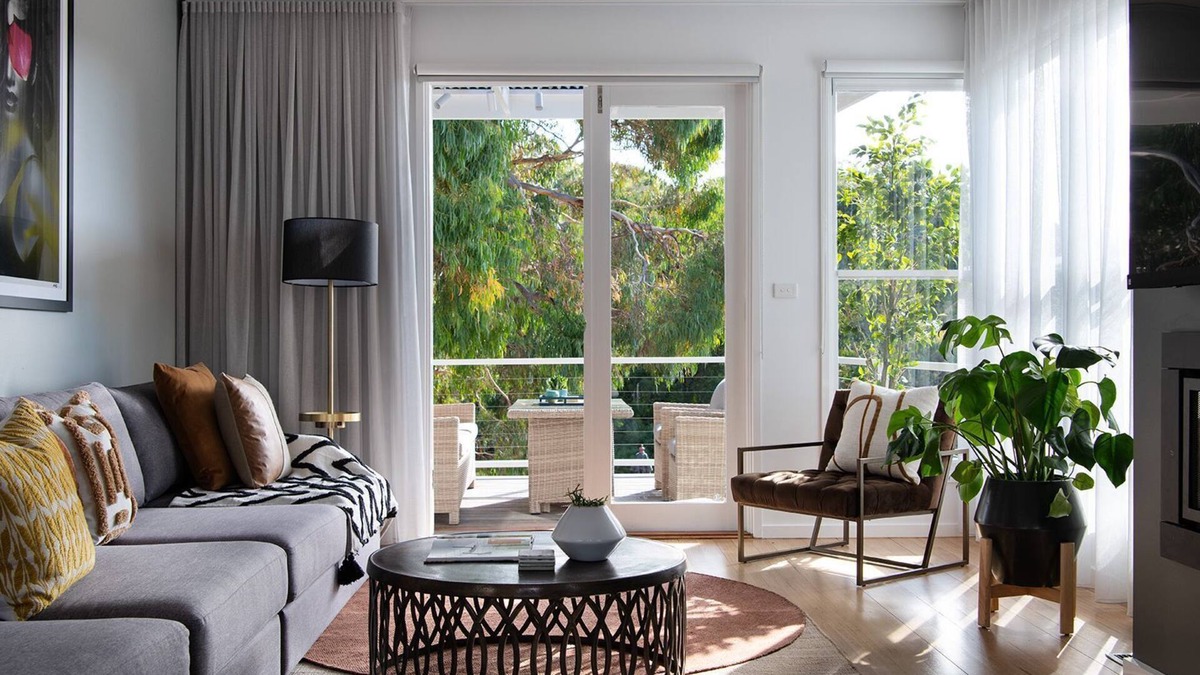 Daylesford House | Vue Lake Daylesford Villa-on the lake