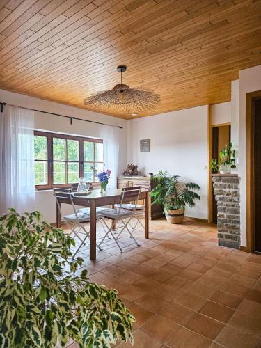 Aywaille Apartment | Vue sur les collines