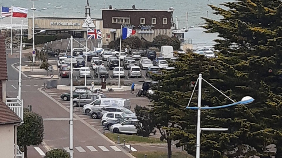 Courseulles-sur-Mer Apartment | Vue sur mer